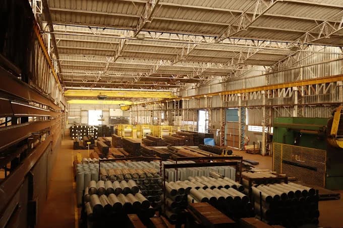 Vista aproximada da estrutura industrial da IMESUL